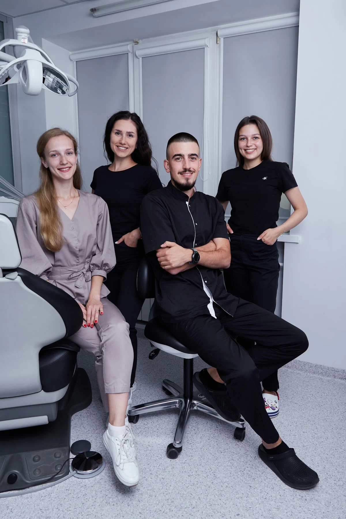 Стоматологічна клініка Modent dental practice Модент