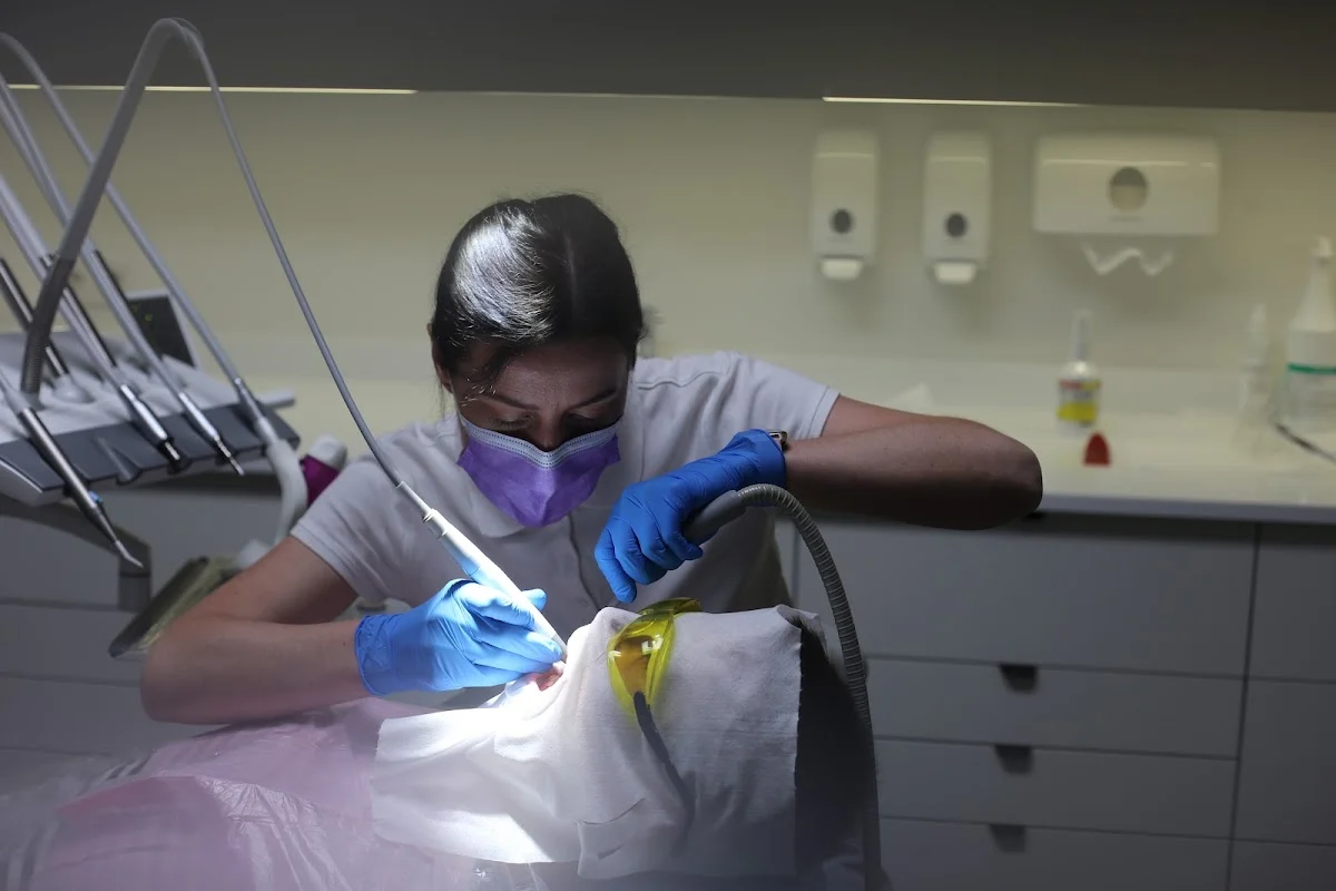 Стоматологія Валерія Голуба - VALERIY HOLUB DENTISTRY