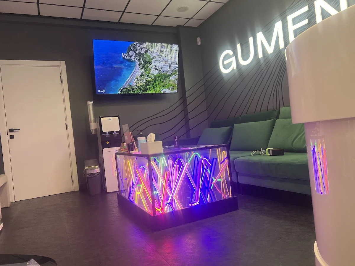 Сучасна стоматологія "Gumenuk dental" - 2