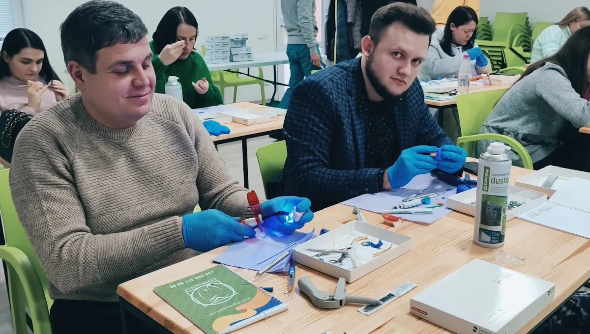 ExpressDent великий вибір стоматологічних матеріалів, обладнання та інструментів - 3